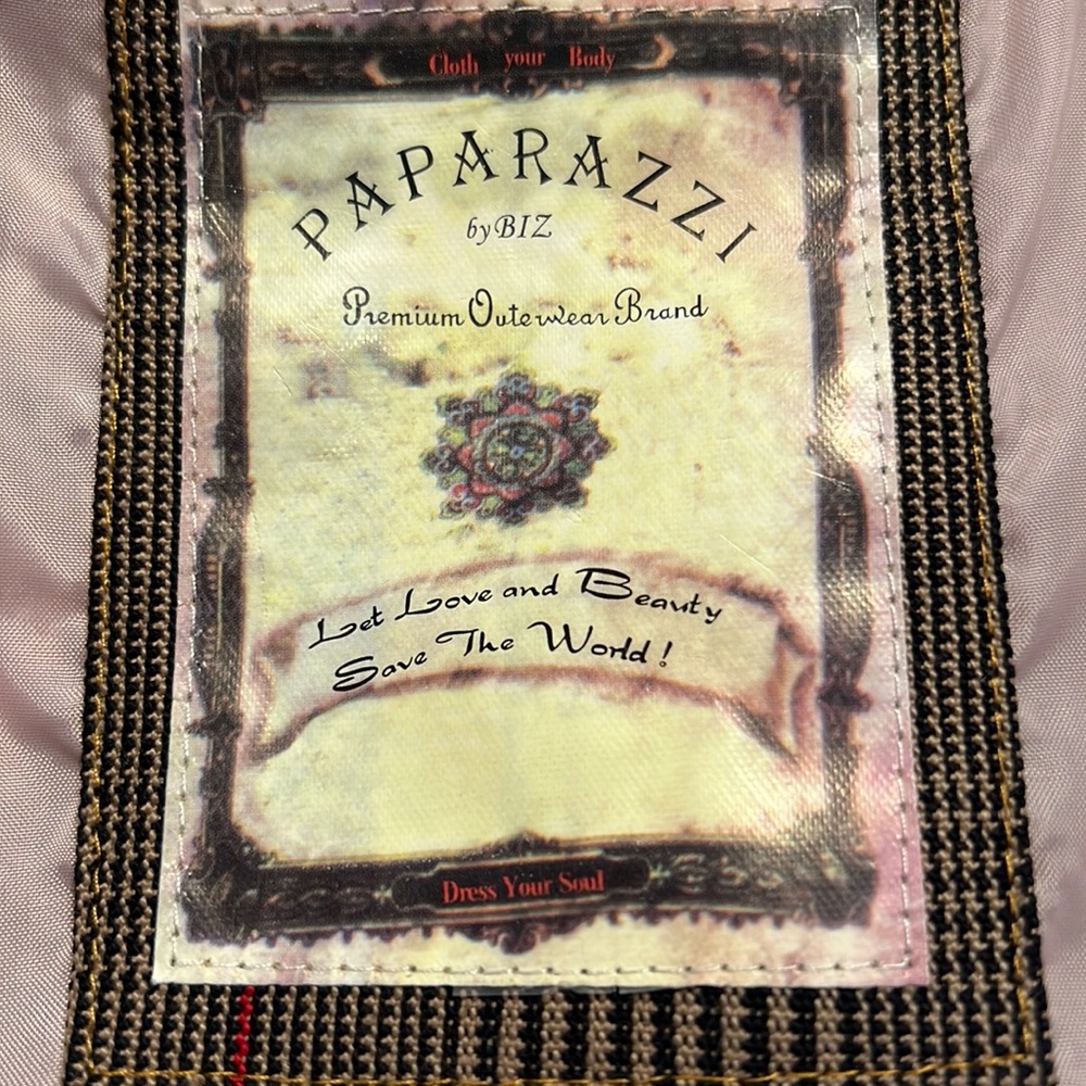 Paparazzi by Biz tweed blazer w/embroidered roses/ruby buttons/patch elbows-EUC - Picture 14 of 15